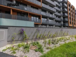 Prodej bytu 1+kk, Praha - Háje, Sochorcova, 33 m2