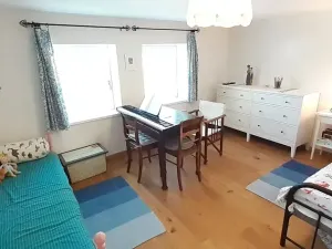 Prodej rodinného domu, Postupice, náměstí Jiřího Franka, 96 m2