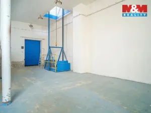 Prodej obchodního prostoru, Kadaň, Polní, 1200 m2