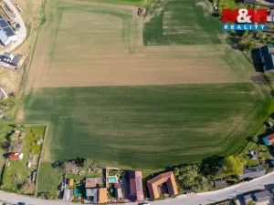 Prodej pozemku pro bydlení, Chlustina, 25961 m2