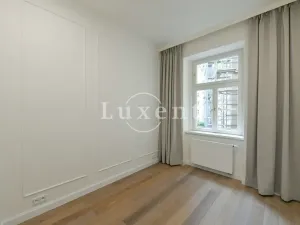 Pronájem bytu 4+kk, Praha - Vinohrady, náměstí Jiřího z Poděbrad, 107 m2