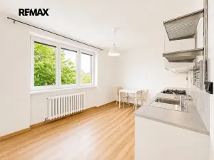 Pronájem bytu 2+kk, Praha - Hodkovičky, Večerní, 46 m2