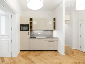 Pronájem bytu 2+kk, Praha - Vinohrady, Velehradská, 44 m2