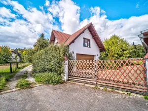 Prodej pozemku pro bydlení, Horní Cerekev, 1825 m2