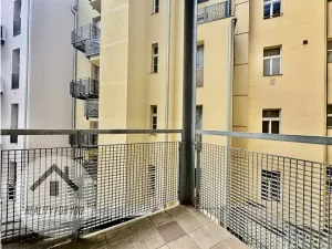 Pronájem bytu 1+kk, Praha - Smíchov, Mozartova, 44 m2