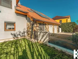 Prodej rodinného domu, Zeleneč, 227 m2