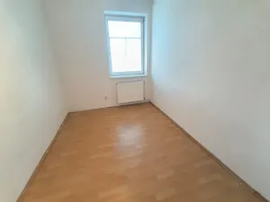 Pronájem bytu 4+kk, Ústí nad Labem, Šafaříkovo náměstí, 90 m2
