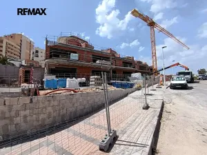 Prodej bytu 3+kk, Torrevieja, Španělsko, Calle Celindo, 77 m2