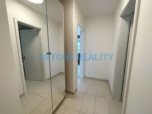 Pronájem bytu 2+kk, Praha - Jinonice, Walterovo náměstí, 55 m2