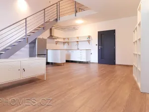 Pronájem bytu 2+kk, Praha - Libeň, U libeňského pivovaru, 57 m2