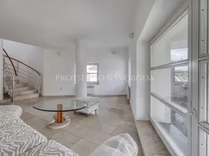 Prodej ubytování, Křižanov, Benešovo náměstí, 530 m2