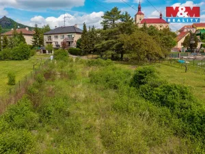 Prodej pozemku pro bydlení, Třebenice, Žlábkova, 1758 m2