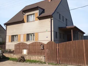 Prodej rodinného domu, Chrášťany, 300 m2