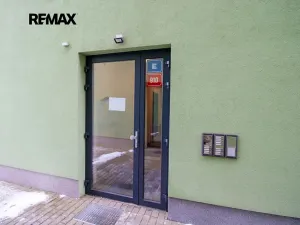 Pronájem bytu 1+kk, Chýně, Premonstrátů, 37 m2
