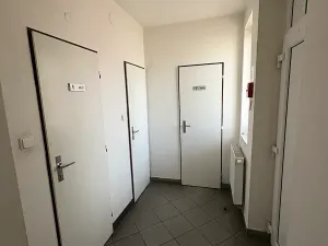 Pronájem výrobních prostor, Praha - Horní Počernice, Náchodská, 634 m2