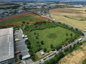 Pronájem komerčního pozemku, Praha, 5000 m2