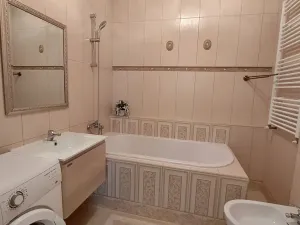Prodej vily, Svárov, 326 m2