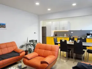 Pronájem bytu 2+kk, Rajhrad, Vrázova, 81 m2