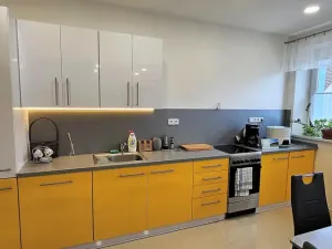 Pronájem bytu 2+kk, Rajhrad, Vrázova, 81 m2