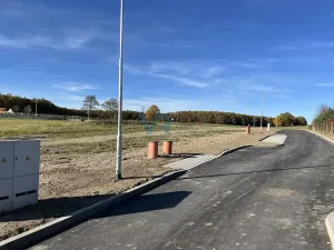 Prodej pozemku pro bydlení, Lipí, 937 m2