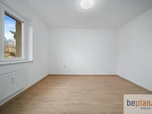 Pronájem bytu 3+1, Hořice, Riegrova, 62 m2