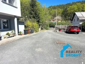 Pronájem garáže, Děčín, Družstevní, 30 m2
