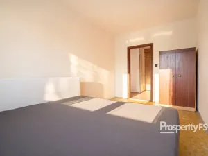 Prodej bytu 3+1, Ústí nad Labem - Krásné Březno, Neštěmická, 74 m2
