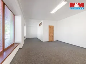 Pronájem obchodního prostoru, Otrokovice - Kvítkovice, tř. Osvobození, 53 m2