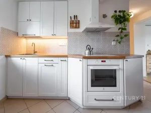 Pronájem bytu 3+1, Praha - Hloubětín, Poděbradská, 108 m2