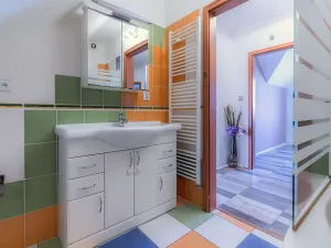 Pronájem bytu 3+kk, Holubice - Kozinec, Tisová, 83 m2