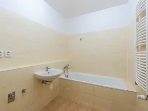 Pronájem bytu 2+kk, Praha - Čakovice, Blachutova, 72 m2