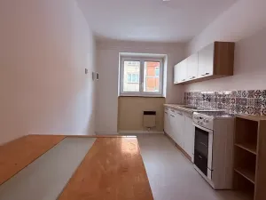 Pronájem bytu 2+1, Písek, Erbenova, 57 m2