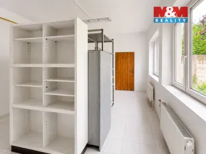 Pronájem obchodního prostoru, Praha - Horní Počernice, Náchodská, 230 m2