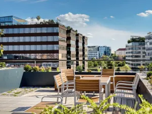 Pronájem kanceláře, Praha - Michle, Jemnická, 422 m2