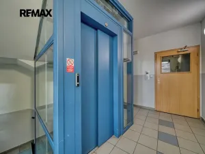 Pronájem bytu 2+kk, Poděbrady, Hakenova, 43 m2