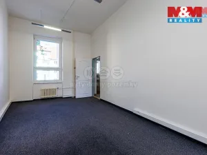 Pronájem kanceláře, Plzeň - Jižní Předměstí, Hálkova, 125 m2