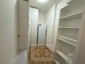 Pronájem bytu 2+kk, Praha - Modřany, Na Komořsku, 59 m2