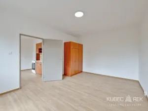Pronájem bytu 1+1, Sezimovo Ústí, Dukelská, 32 m2