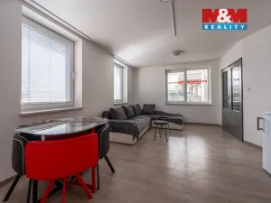 Pronájem kanceláře, Postupice - Milovanice, 212 m2