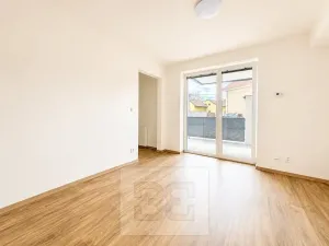 Pronájem bytu 1+kk, Střelice, Nová ulice, 23 m2