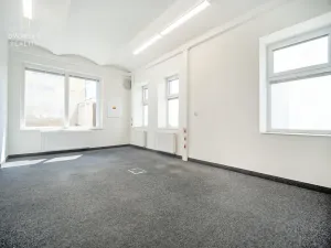 Pronájem kanceláře, Mladá Boleslav, 305 m2