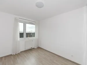 Pronájem bytu 3+kk, Praha - Vysočany, Strnadových, 78 m2