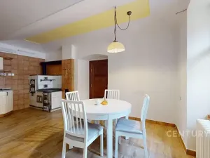 Prodej rodinného domu, Hrusice, Náves, 245 m2