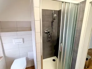 Pronájem bytu 1+1, Byšice, Mělnická, 42 m2
