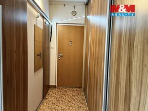 Prodej bytu 2+1, Karviná - Hranice, Bratr. Veverkových, 56 m2