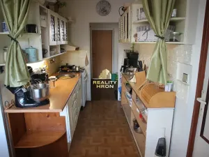 Prodej bytu 3+1, Dubí, Tovární, 81 m2