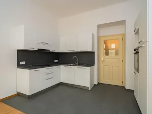 Pronájem bytu 2+kk, Praha - Bubeneč, Kamenická, 52 m2