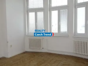 Pronájem bytu 4+1, Olomouc, Horní náměstí, 137 m2