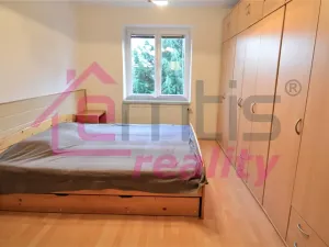 Pronájem bytu 2+1, Praha - Ruzyně, Stochovská, 56 m2