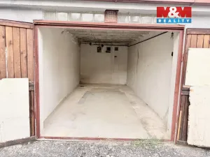 Prodej garáže, Pelhřimov, Husova, 15 m2